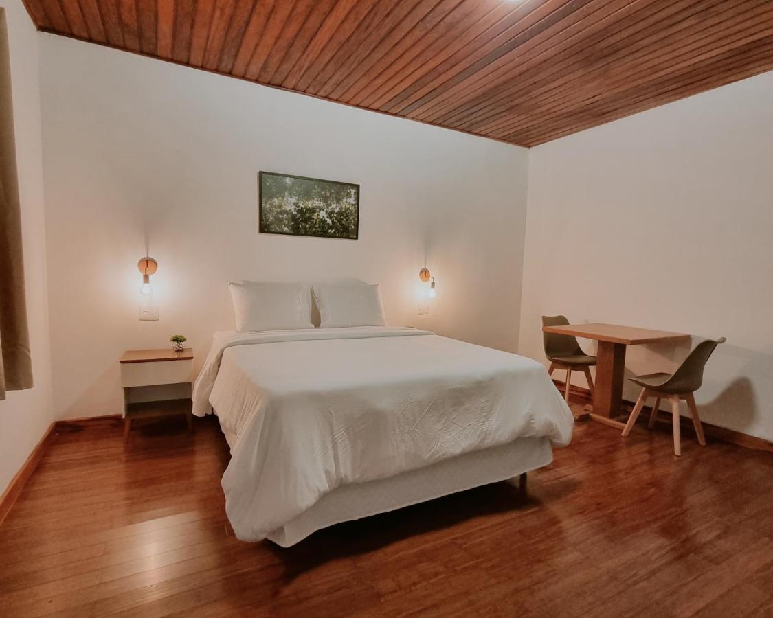 Casa Wald Hotell Campos do Jordão Exteriör bild